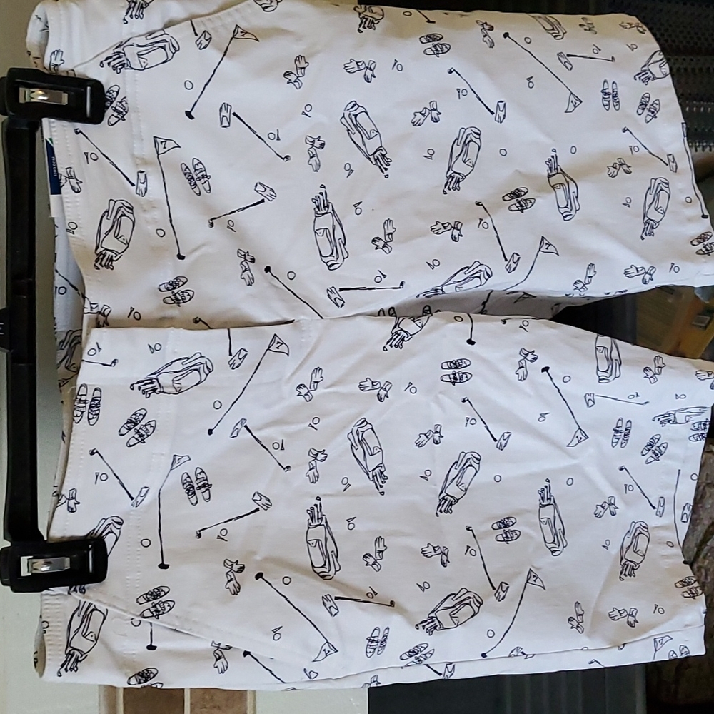 Women golf shorts